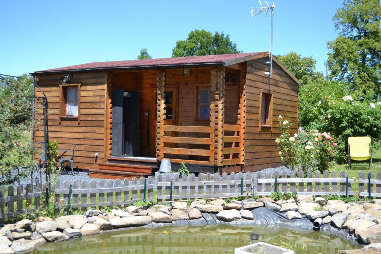 布朗石的花园住宿加早餐旅馆 Saint-Jean-des-Ollières 外观 照片