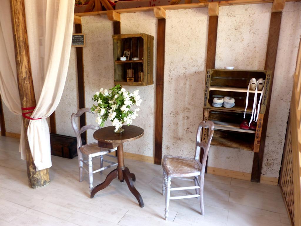 布朗石的花园住宿加早餐旅馆 Saint-Jean-des-Ollières 外观 照片